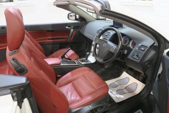 Volvo C70 D4 SE LUX