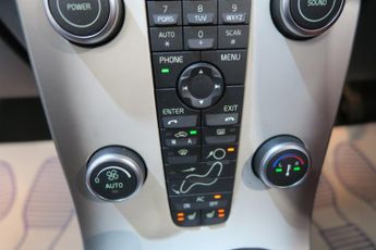 Volvo C70 D4 SE LUX