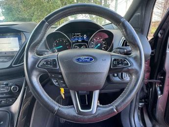 Ford Kuga 1.5T EcoBoost ST-Line Auto AWD Euro 6 (s/s) 5dr