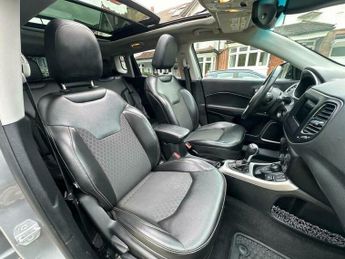 Jeep Compass 2.4 Petrol Auto Latitude|LEFT HAND DRIVE