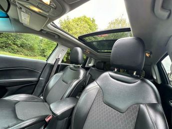 Jeep Compass 2.4 Petrol Auto Latitude|LEFT HAND DRIVE