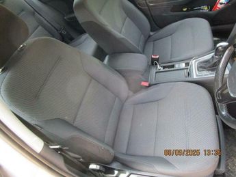 Volkswagen Golf 2.0 TDI BlueMotion Tech SE DSG Euro 5 (s/s) 5dr