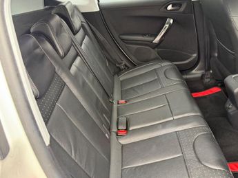 Peugeot 2008 1.6 e-HDi Allure EGC Euro 5 5dr 92BHP