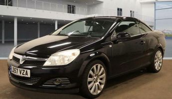 Vauxhall Astra 1.8i Exclusiv Black Twin Top 2dr