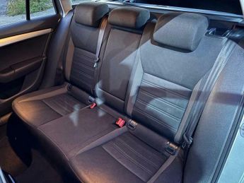 Skoda Octavia 1.6 TDI SE DSG Euro 6 (s/s) 5dr