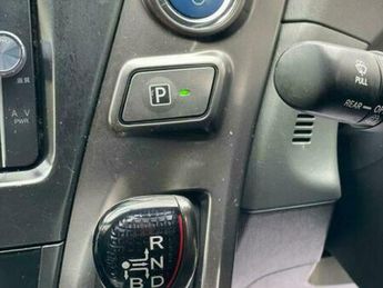 Toyota Prius Hybrid ( 7 Seater) Leather Seats