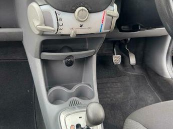 Toyota AYGO 1.0 VVT-i + MultiMode Euro 4 5dr