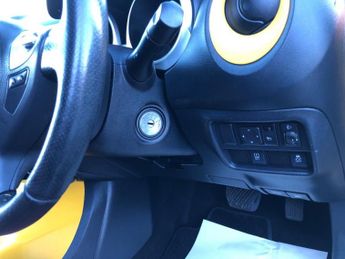 Nissan Juke 1.6 Acenta Premium XTRON Euro 5 5dr