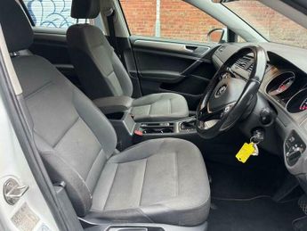 Volkswagen Golf 1.6 TDI BlueMotion Tech Match Edition DSG Euro 6 (s/s) 5dr