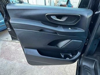 Mercedes-Benz Vito 2.0 119 CDI SELECT Tourer G-Tronic RWD L3 Euro 6 (s/s) 5dr