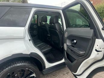 Land Rover Range Rover Evoque 2.2 SD4 Dynamic Auto 4WD Euro 5 (s/s) 5dr