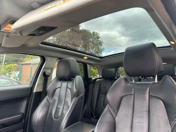 Land Rover Range Rover Evoque 2.2 SD4 Dynamic Auto 4WD Euro 5 (s/s) 5dr