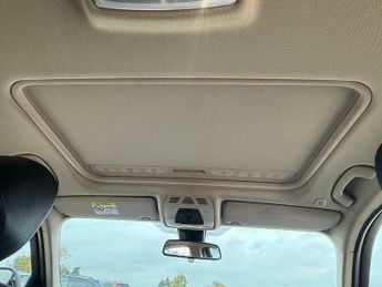 BMW 3 SERIES 2.0 330e 7.6kWh Luxury Auto Euro 6 (s/s) 4dr