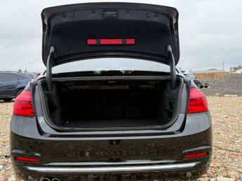 BMW 3 SERIES 2.0 330e 7.6kWh Luxury Auto Euro 6 (s/s) 4dr