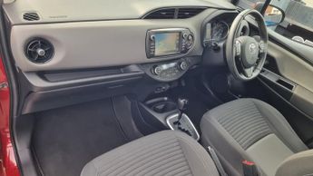 Toyota Yaris VVT-I ICON TECH