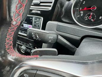 Volkswagen Golf GTi 2.0 TSI BlueMotion Tech GTI DSG Euro 6 (s/s) 5dr