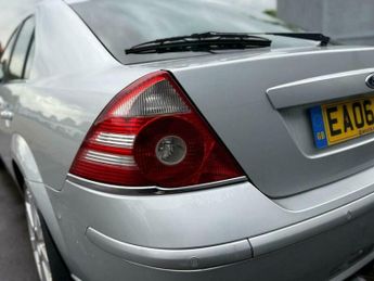 Ford Mondeo 2.0 TDCi SIV Titanium X 5dr
