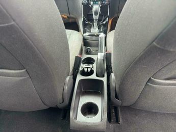 Ford Fiesta 1.6 Zetec Hatchback 5dr Petrol Powershift Euro 5 (105 ps)