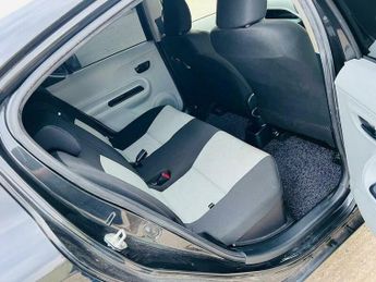 Toyota Aqua 1.5 Hybrid