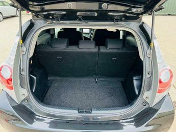 Toyota Aqua 1.5 Hybrid