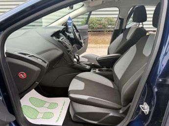 Ford Focus 1.6 Zetec Powershift Euro 5 5dr