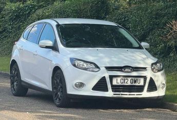 Ford Focus 1.0T EcoBoost Zetec Euro 5 (s/s) 5dr