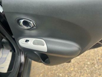 Nissan Juke 1.6 Shiro CVT Euro 5 5dr