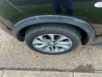 Nissan Juke 1.6 Shiro CVT Euro 5 5dr