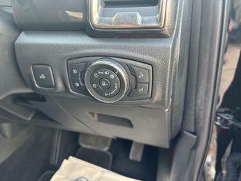 Ford Ranger 2.0 EcoBlue Wildtrak Auto 4WD Euro 6 (s/s) 4dr