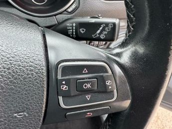 Volkswagen Golf 1.6 TDI Match Hatchback 5dr Diesel DSG Euro 5 (105 ps)