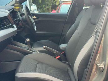 Audi A1 1.5 TFSI 35 S line Sportback S Tronic Euro 6 (s/s) 5dr