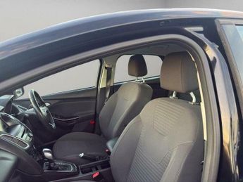 Ford Focus 1.6 Titanium Powershift Euro 6 5dr