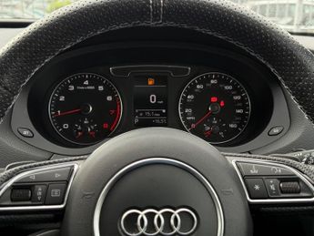 Audi Q3 TFSI S LINE EDITION