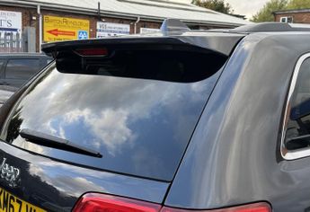 Jeep Grand Cherokee 3.0 V6 CRD Overland Auto 4WD (s/s) 5dr