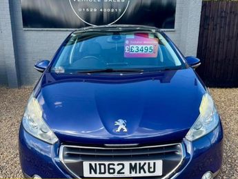 Peugeot 208 FELINE