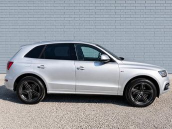 Audi Q5 TFSI QUATTRO S LINE PLUS