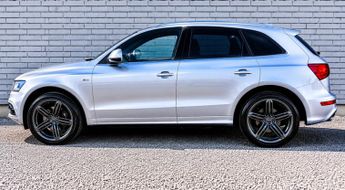 Audi Q5 TFSI QUATTRO S LINE PLUS