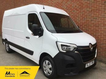 Renault Master 2.3 dCi 35 Business FWD MWB Medium Roof Euro 6 4dr