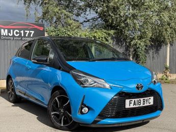Toyota Yaris 1.5 VVT-i Blue Bi-Tone Hatchback 5dr Petrol Manual Euro 6 (111 p