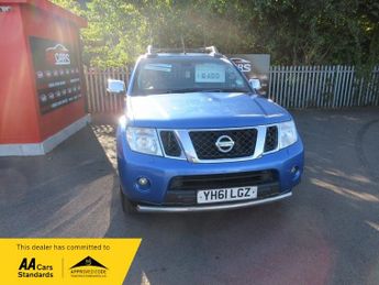 Nissan Navara DCI TEKNA 4X4 DCB