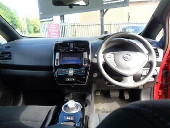 Nissan Leaf 30kWh Acenta Auto 5dr