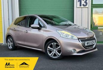 Peugeot 208 1.2 VTi Allure Euro 5 5dr