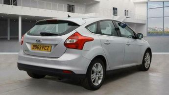 Ford Focus 1.6 Titanium Navigator Powershift Euro 5 5dr