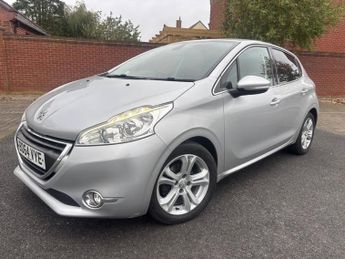 Peugeot 208 1.6 VTi ALLURE AUTOMATIC 5 DOOR
