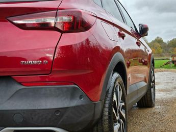 Vauxhall Grandland X 1.6 Turbo D BlueInjection Elite Nav Auto Euro 6 (s/s) 5dr