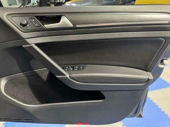 Volkswagen Golf 2.0 Golf GTD TDI Semi-Auto 5dr