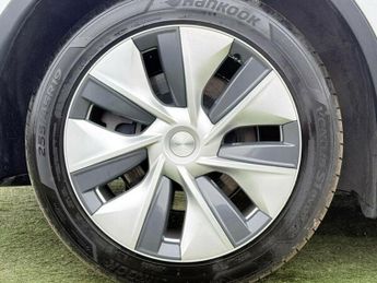 Tesla Model Y (Dual Motor) Long Range Auto 4WDE 5dr