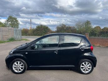 Toyota AYGO VVT-I BLACK M/M