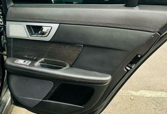 Jaguar XF 2.2d R-Sport Auto Euro 5 (s/s) 4dr