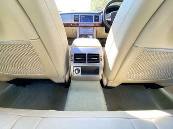 Jaguar XF 3.0d V6 Luxury Auto Euro 5 4dr